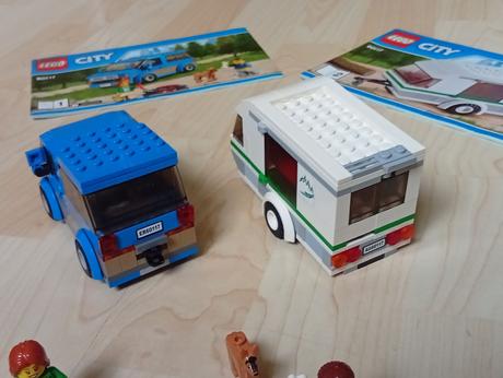 Lego 60117 dodávka a karavan, 