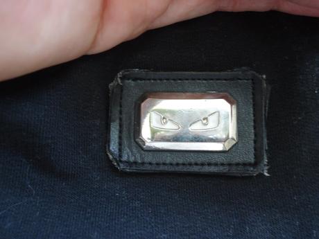 Tepláky mačkami na kolenách, s