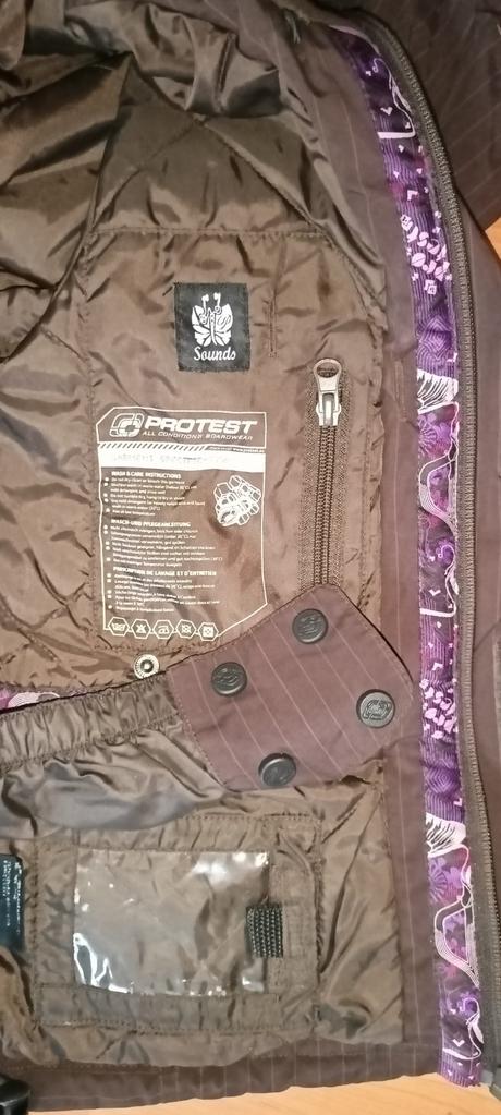 Bunda protest č.128, 128