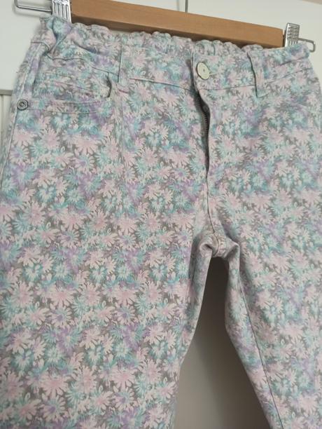 Kvetinové rifle, zara,152