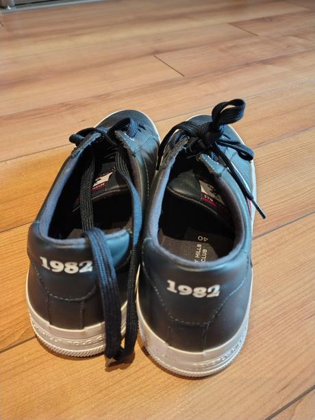 Tenisky, 40