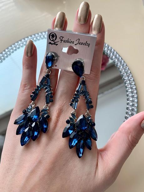 Nové dlhé náušnice, 