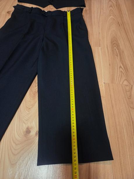 Slávnostný komplet, 146