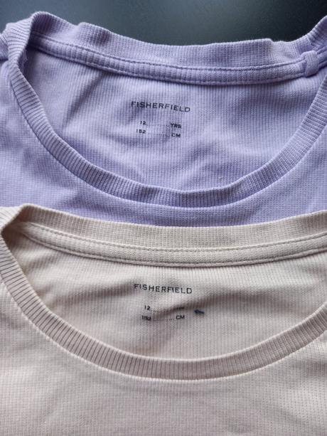 Predám dievčenské 2 tričká veľ. 152 cm, 152