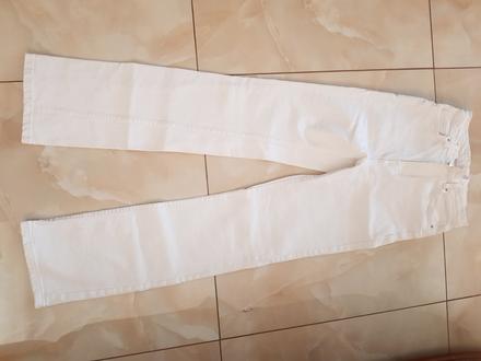 Biele rifle, bershka,34