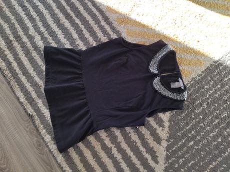 Top s trblietavým golierikom, h&m,36