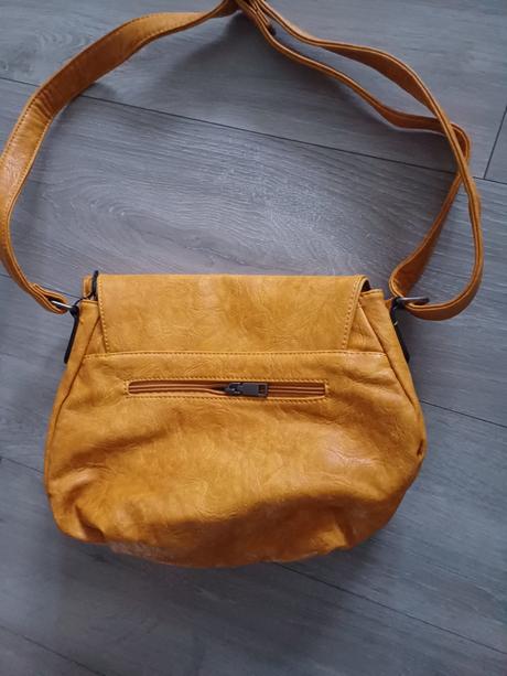 Horčicovožltá kabelka, 