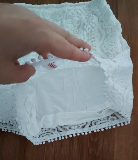 Čipkované šortky pastunette, s