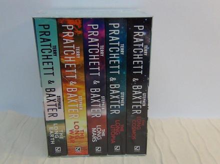 Baxter pratchett - the long earth nau22,