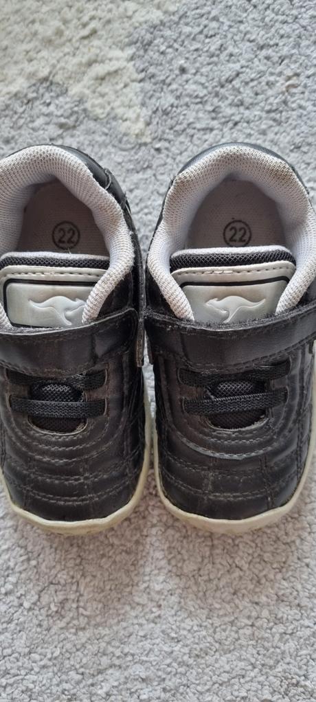 Botasky v.22, kangaroos,22