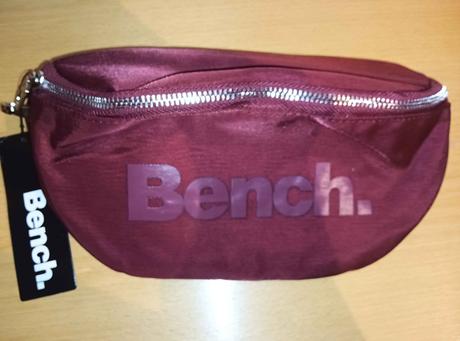 Crossbody - ľadvinka bench,