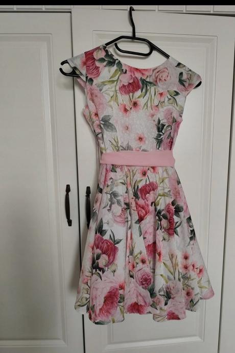 Šaty na primanie, 134