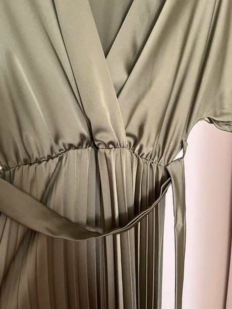 Khaki plisovane saty, l