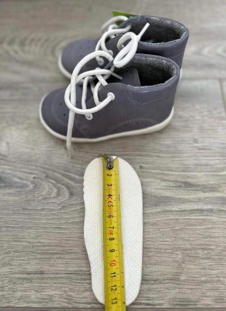 Celokožené topánky, 21