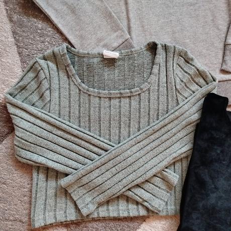 Tenké mikiny a svetríky 5ks, 140–152