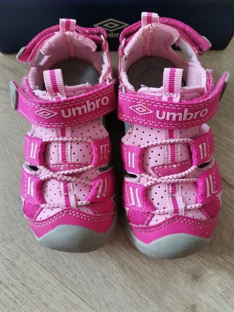 Botaskové sandálky, umbro,25