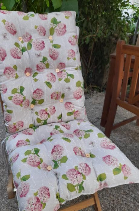 Podsedáky do záhrady na stoličky "hortenzie", 