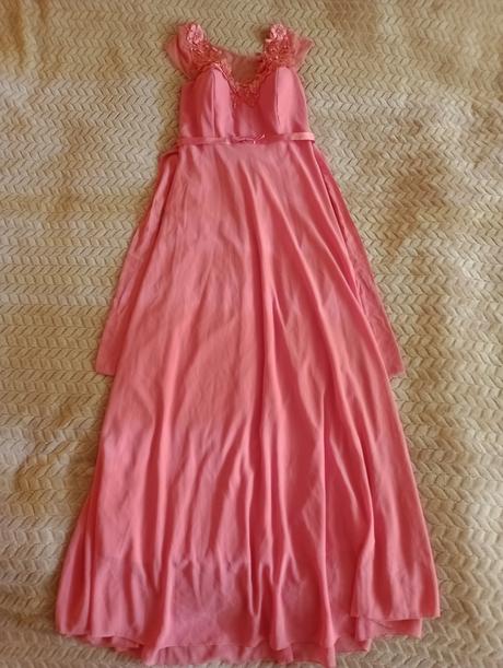 Spoločenské šaty, 40