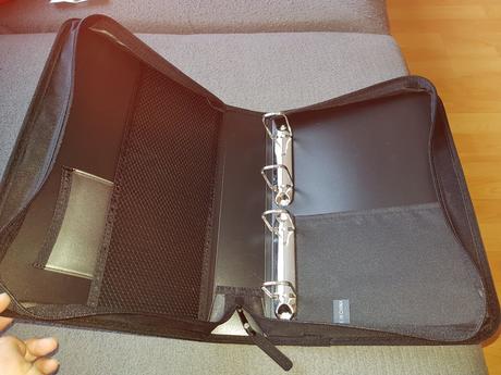 Zakladac na dokumenty, 