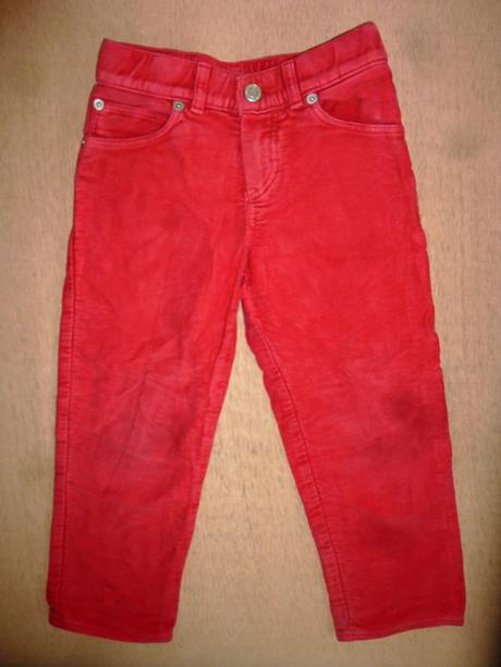 Cervene nohavice, marks & spencer,104