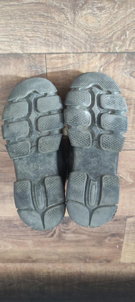 Topánky reseved, reserved,32