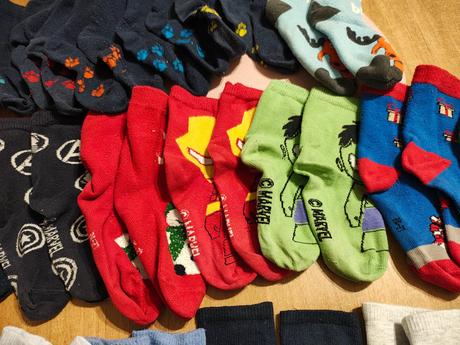 Balík ponožiek, 24