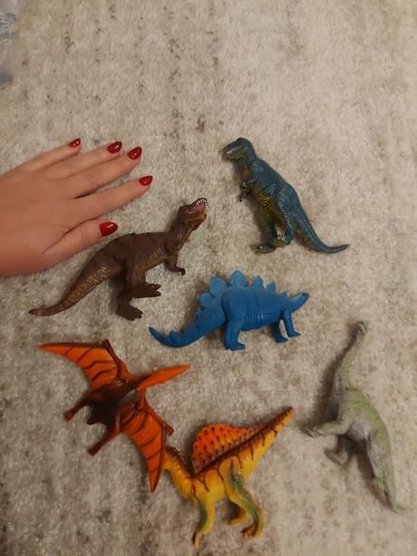 Dinosaury - cena za kus, 