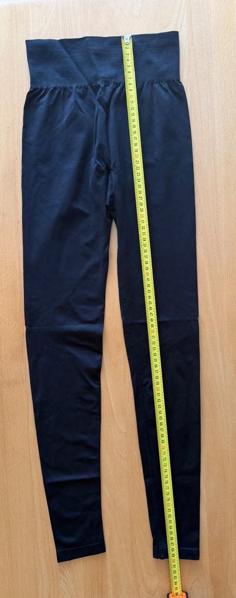 Decathlone leginy gymnasticke, decathlon,152