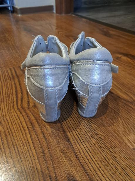 Tenisky na platforme, 39