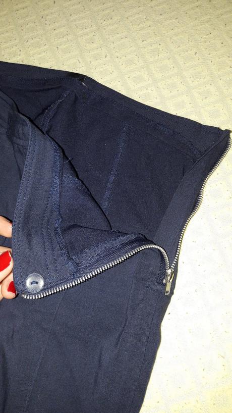 Tmavomodré nohavice so zipsom naboku, gate,34