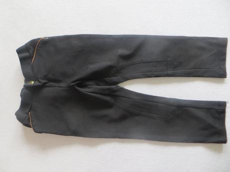 Čierne nohavice, 116