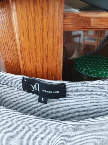 Tričko, reserved,s