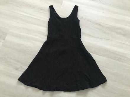 Cipkovane saty, amisu,s