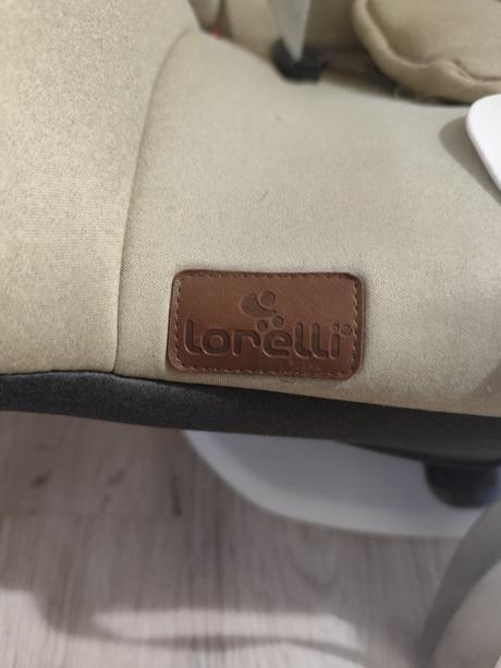 Autosedačka lorelli,