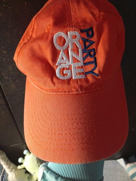 Oranžová šiltovka chlapčenská, 
