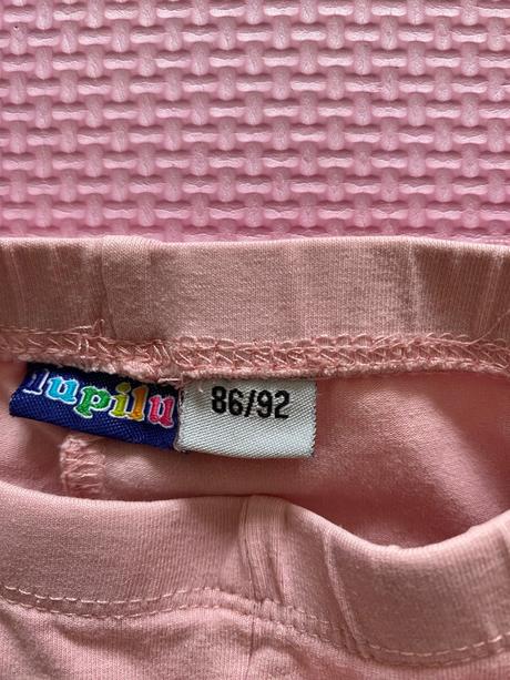 Balíček tričká a krátke legíny, 86–98