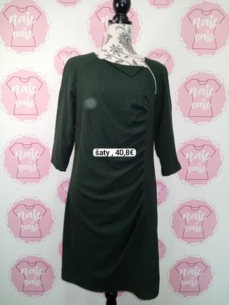 Šaty so zaujímavým strihom, 40