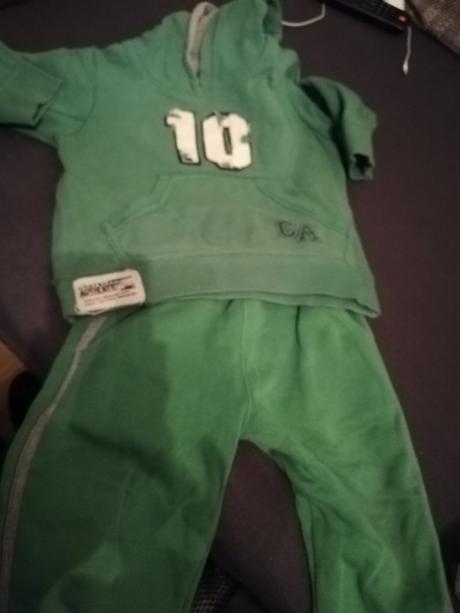 Tepláková súprava, 86