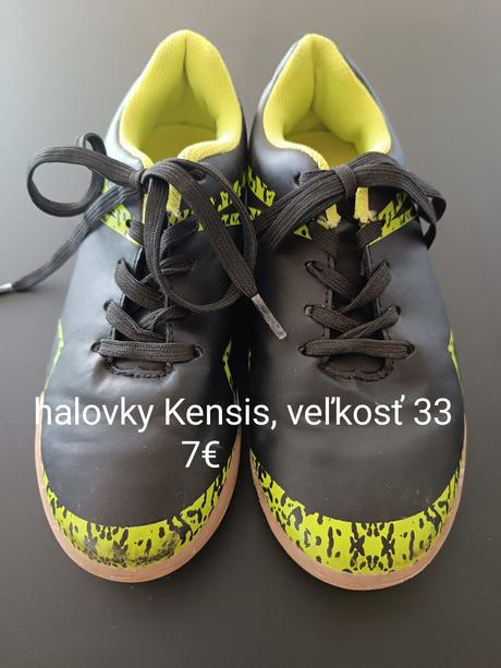 Halovky, 33