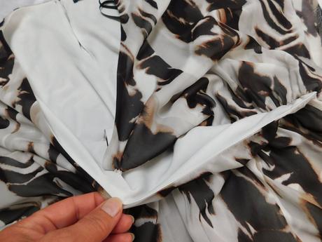 Pekne trendy elegantne šaty, atmosphere,44