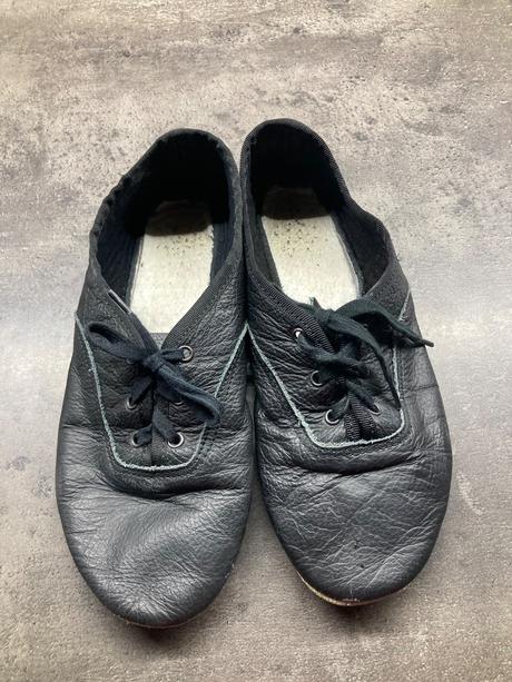 Tanečné cvičky šnurovacie kožené, 34