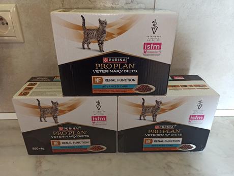 Oblickove krmivo pre macky - urinal / renal,