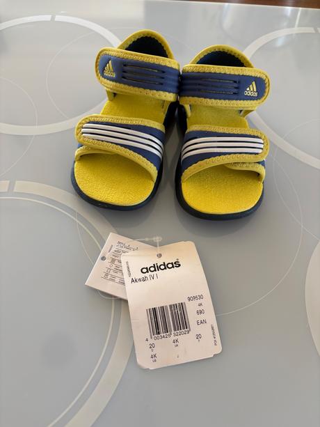 Sandálky top stav, adidas,19