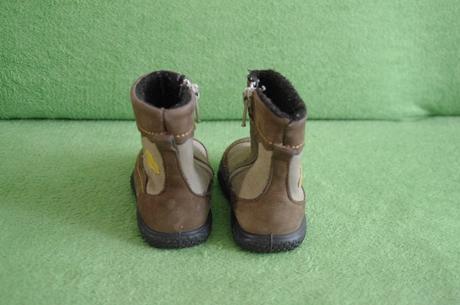 Kožené čižmičky, 20