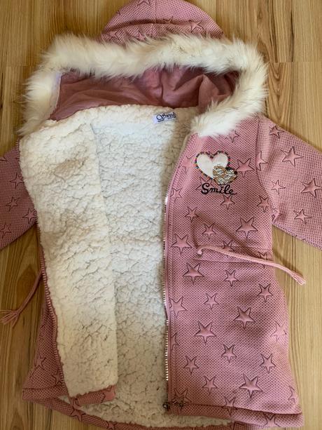 Dievčenský kabátik, 128