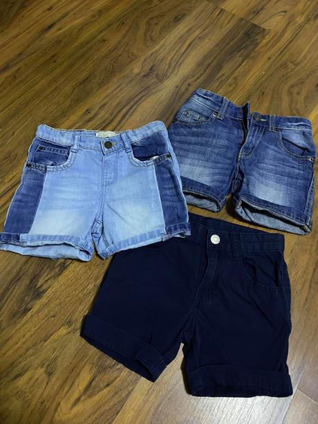 Kraťasky benetton - velkosť 2 roky, benetton,98