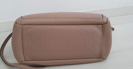 Kabelka guess, guess