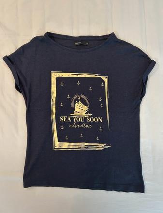 Tmavomodré tričko, mohito,32