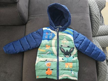 Destka zimna bunda, 98