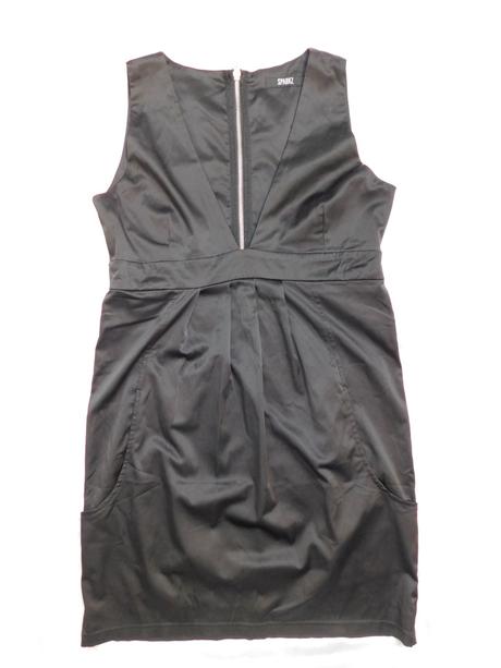 Luxusne elegantne strečove šaty, 38